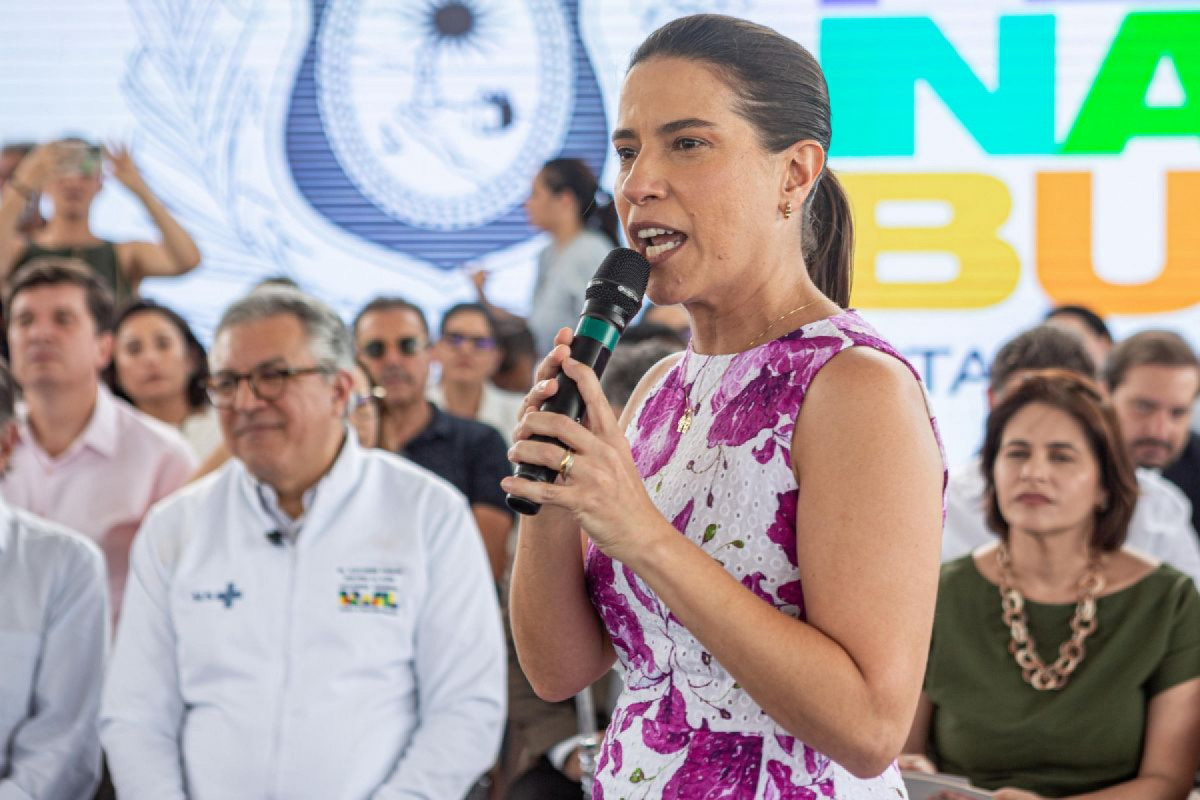 Governadora de Pernambuco, Raquel Lyra, em Caruaru